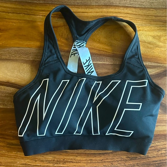 Nike Other - Nike Black Sports Racerback Sports Bra - Size Medium